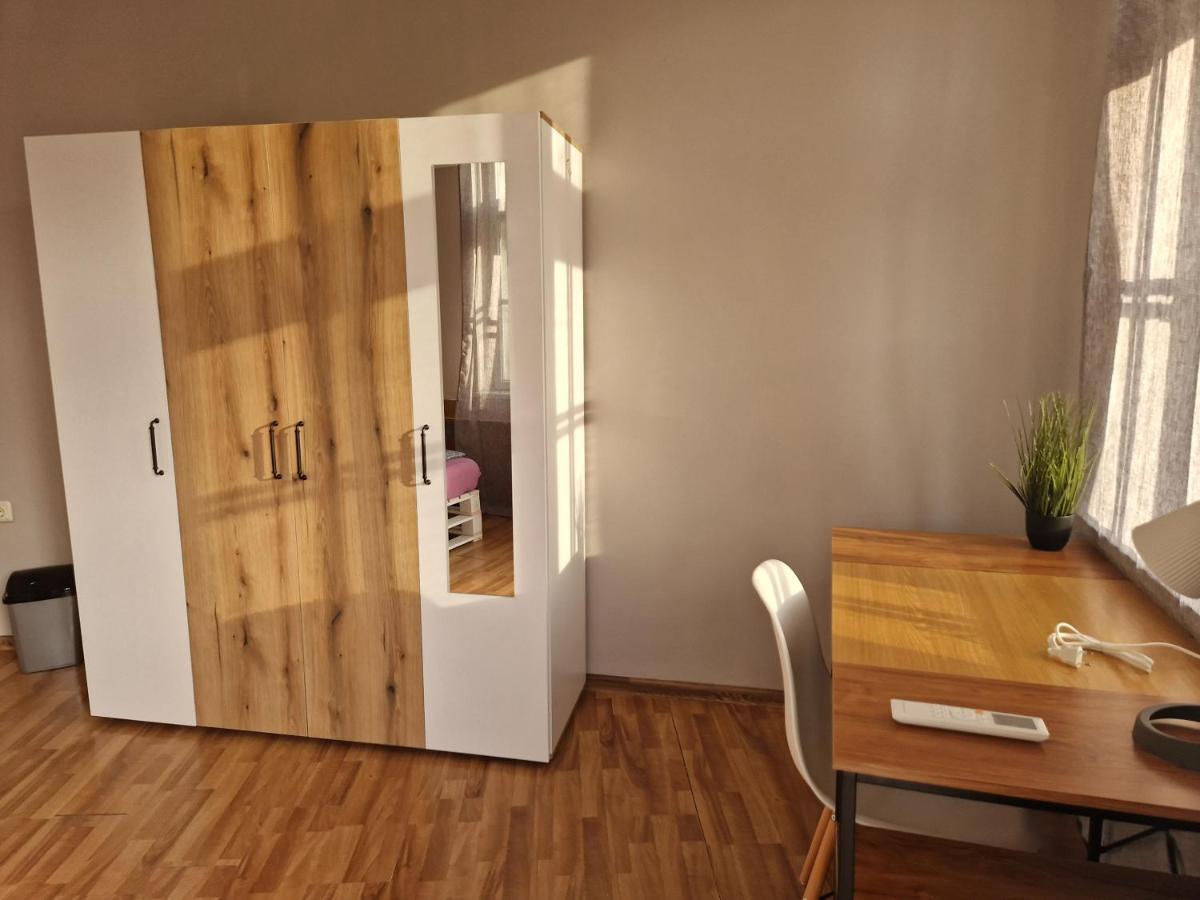 Lambo'S Corner Varna - Guest Rooms Εξωτερικό φωτογραφία
