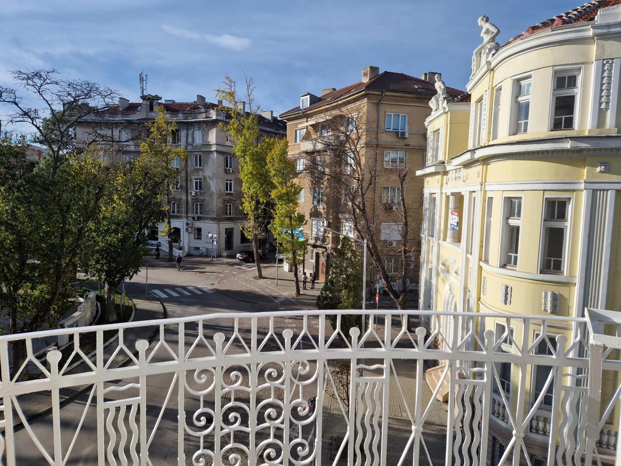 Lambo'S Corner Varna - Guest Rooms Εξωτερικό φωτογραφία
