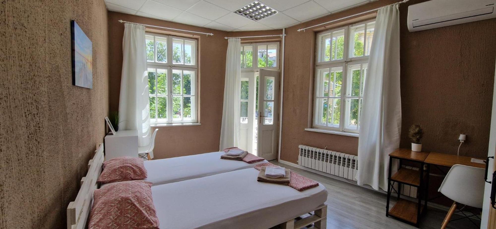 Lambo'S Corner Varna - Guest Rooms Εξωτερικό φωτογραφία